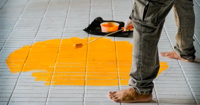 Χρώμα για πλακάκια δαπέδου: Εφαρμογή